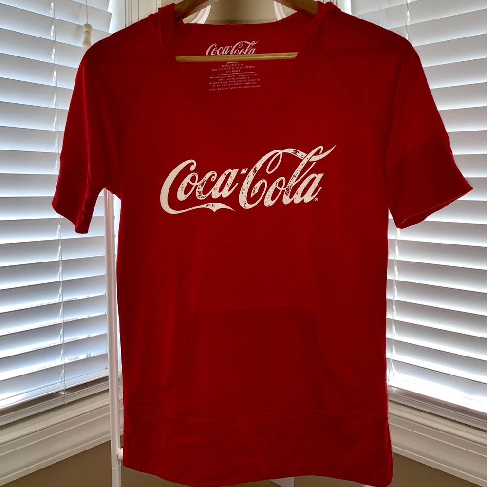 Coca-Cola shortsleeved hoodie